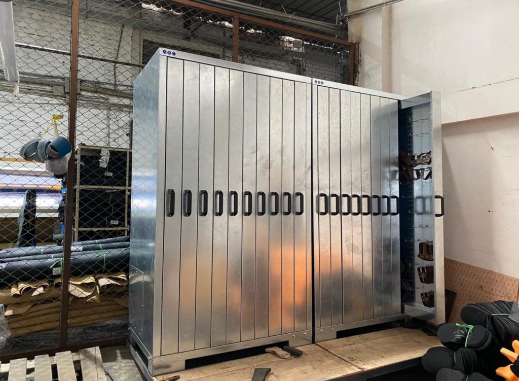 cassettiera-verticale-calzatura