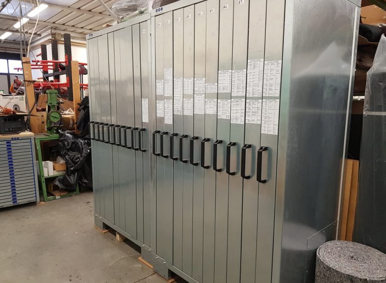 cassettiera-verticale-selleria