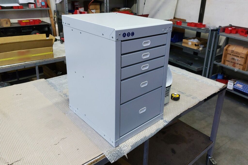 cassettiera-cucito-grigio-luce