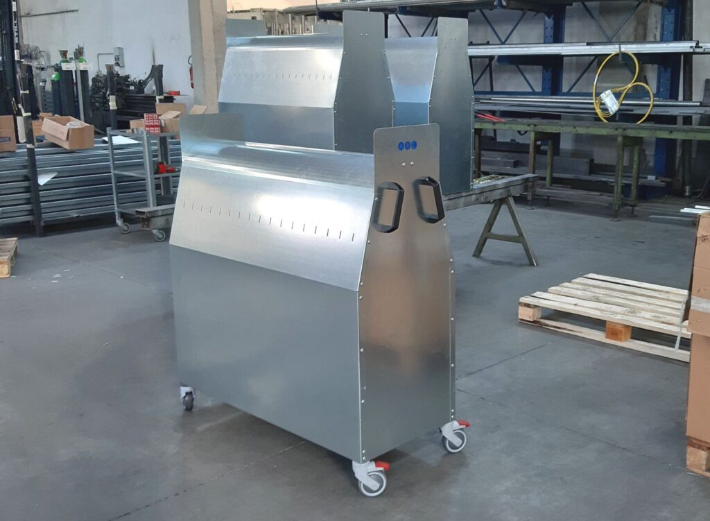 carrello-porta-cinture-personalizzato