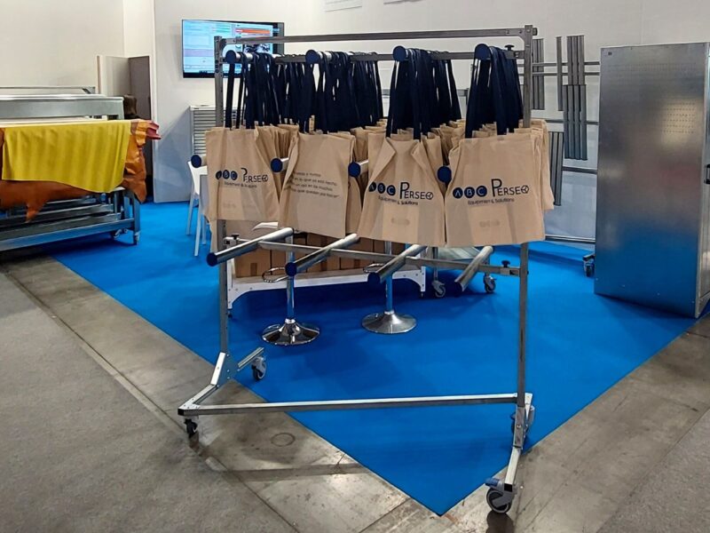 bag-trolley-space-saving