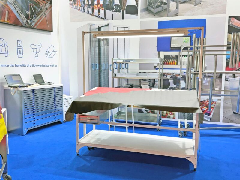 tilting-work-table-cover